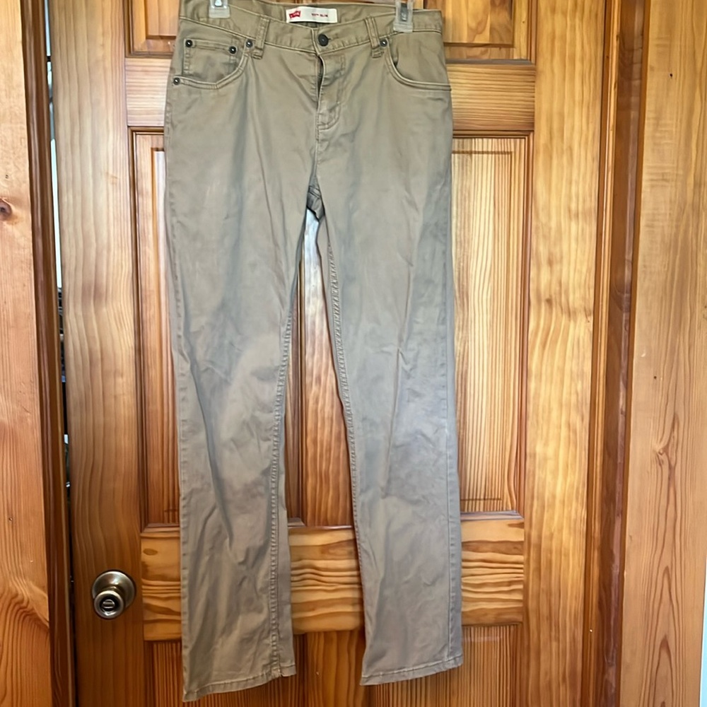 Levi’s 511 khaki pants